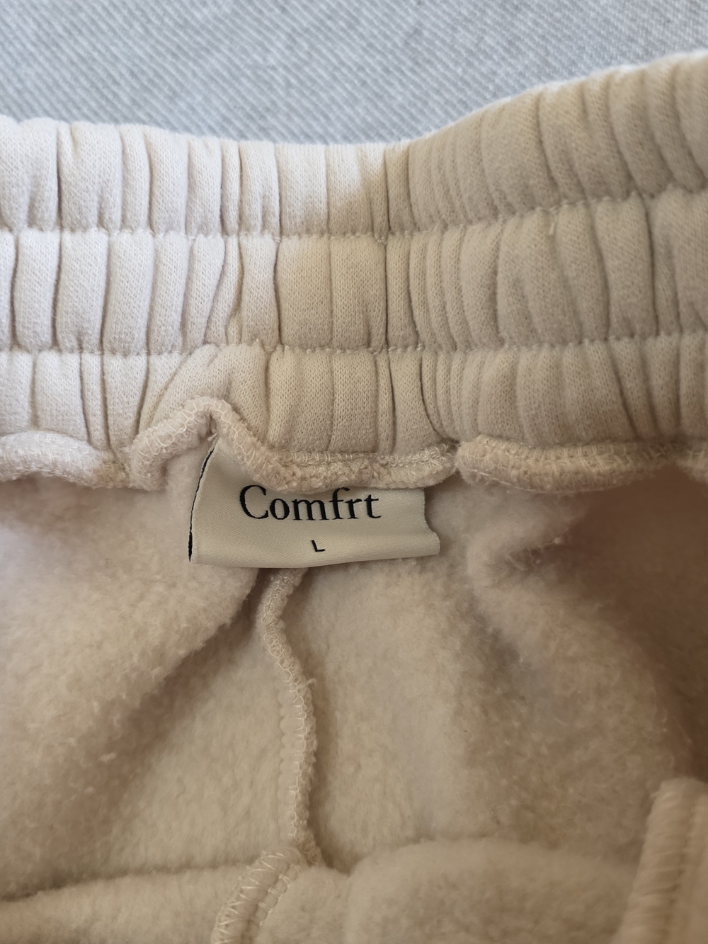 Comfrt Cream Relaxed-Fit Women's Jogger Pants Comfort - Picture 8 of 11